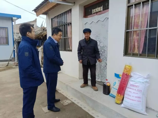 开云集团官网开云集团官网首页-开云(中国)
深入帮扶村开展春节慰问(图2)
