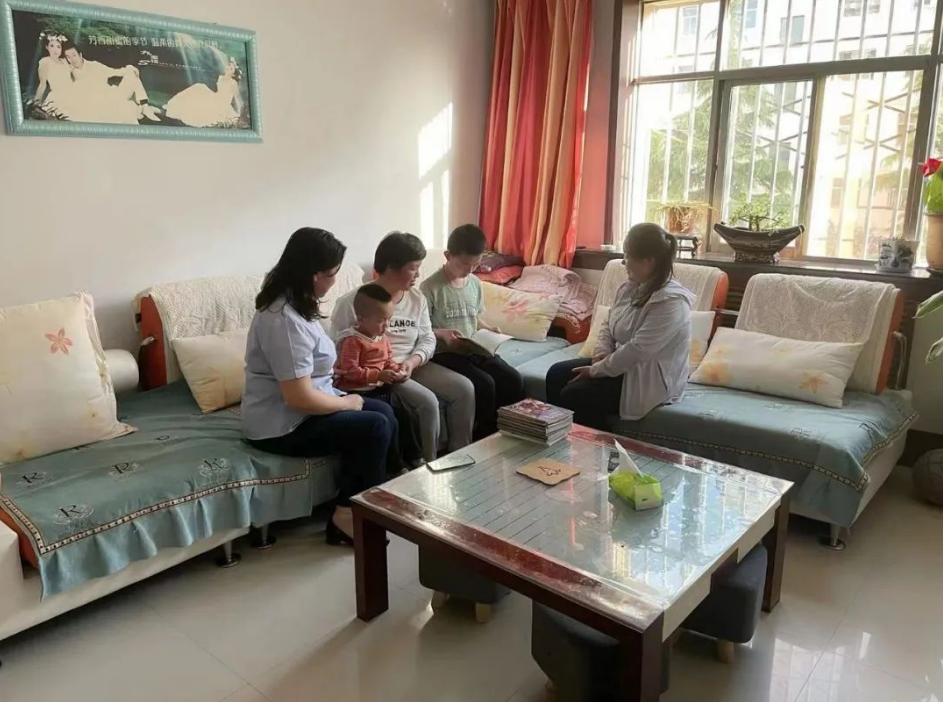 开云集团官网开云集团官网首页-开云(中国)
开展女职工未成年子女关爱活动(图2)