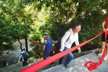 助力文旅市场 展示产投风采——开云集团官网开云集团官网首页-开云(中国)
组织开展员工登山比赛活动(图7) 助力文旅市场 展示产投风采——开云集团官网开云集团官网首页-开云(中国)
组织开展员工登山比赛活动(图7)